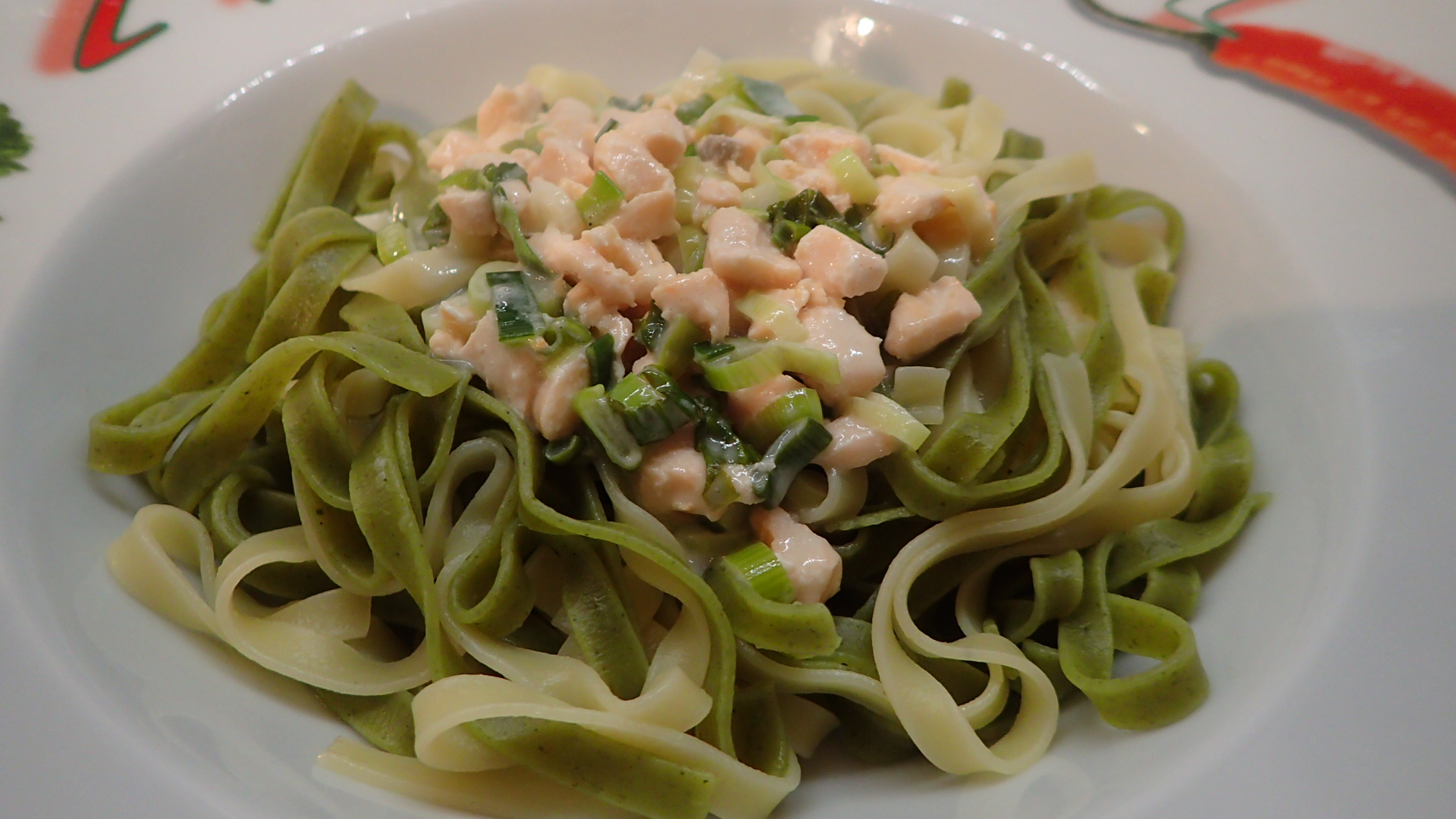 Lachsnudeln in Ouzo-Sahne-Sauce