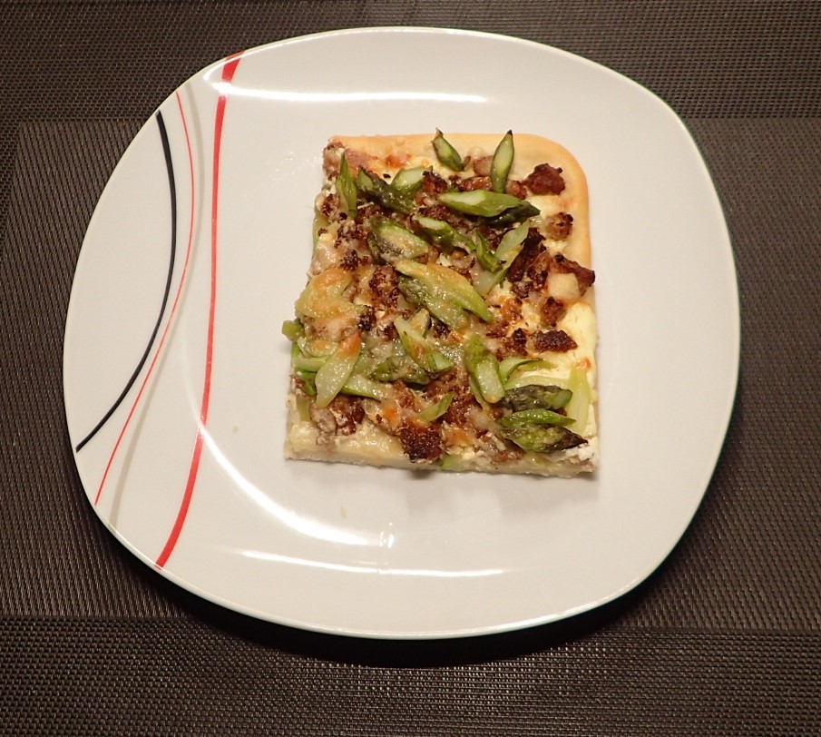 Spargelpizza