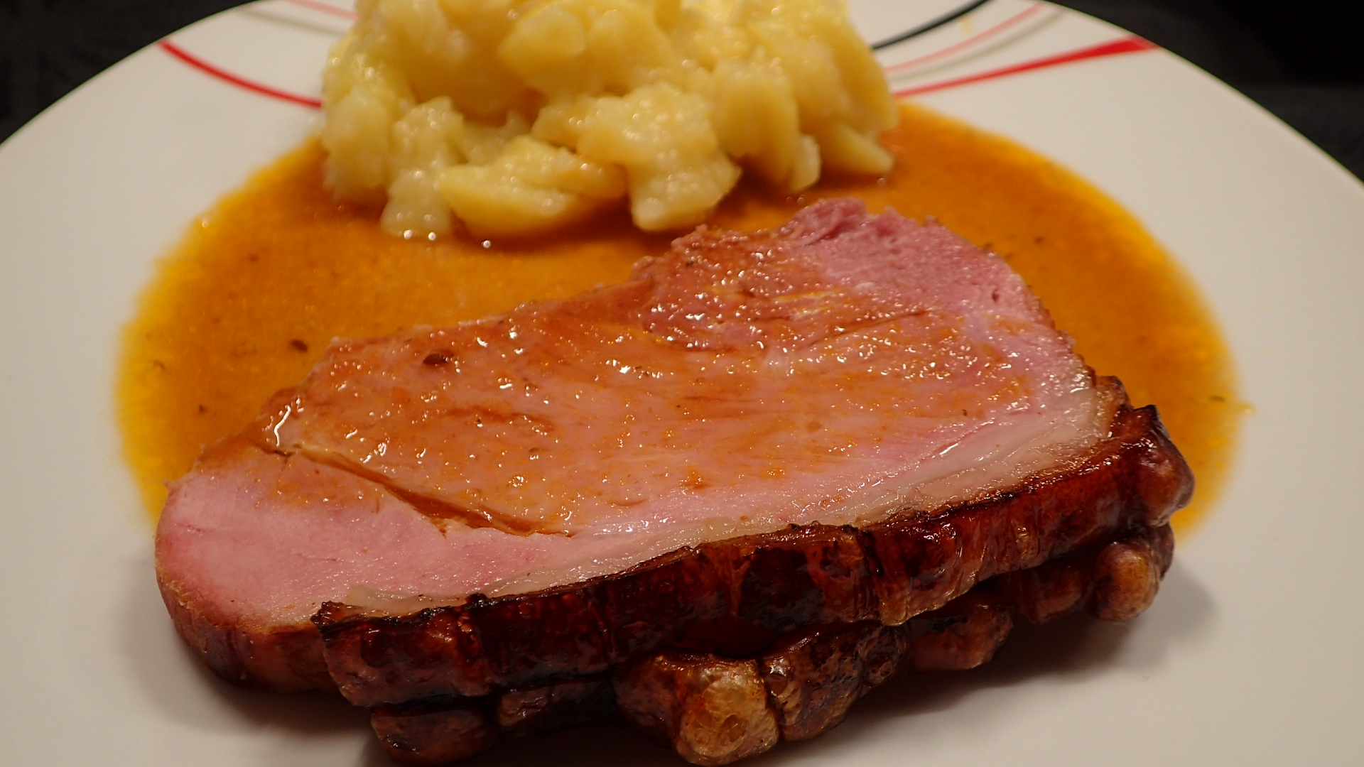 Schinkenkrustenbraten, gepökelt