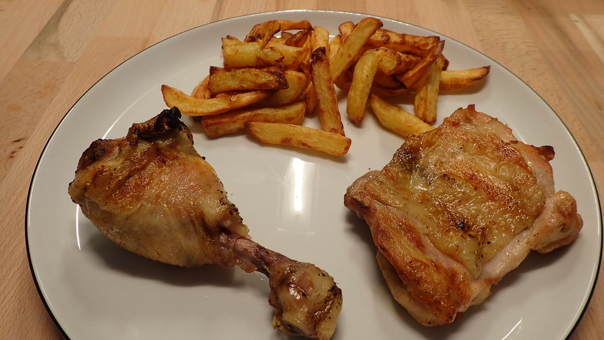 Hähnchenschenkel vom Grill