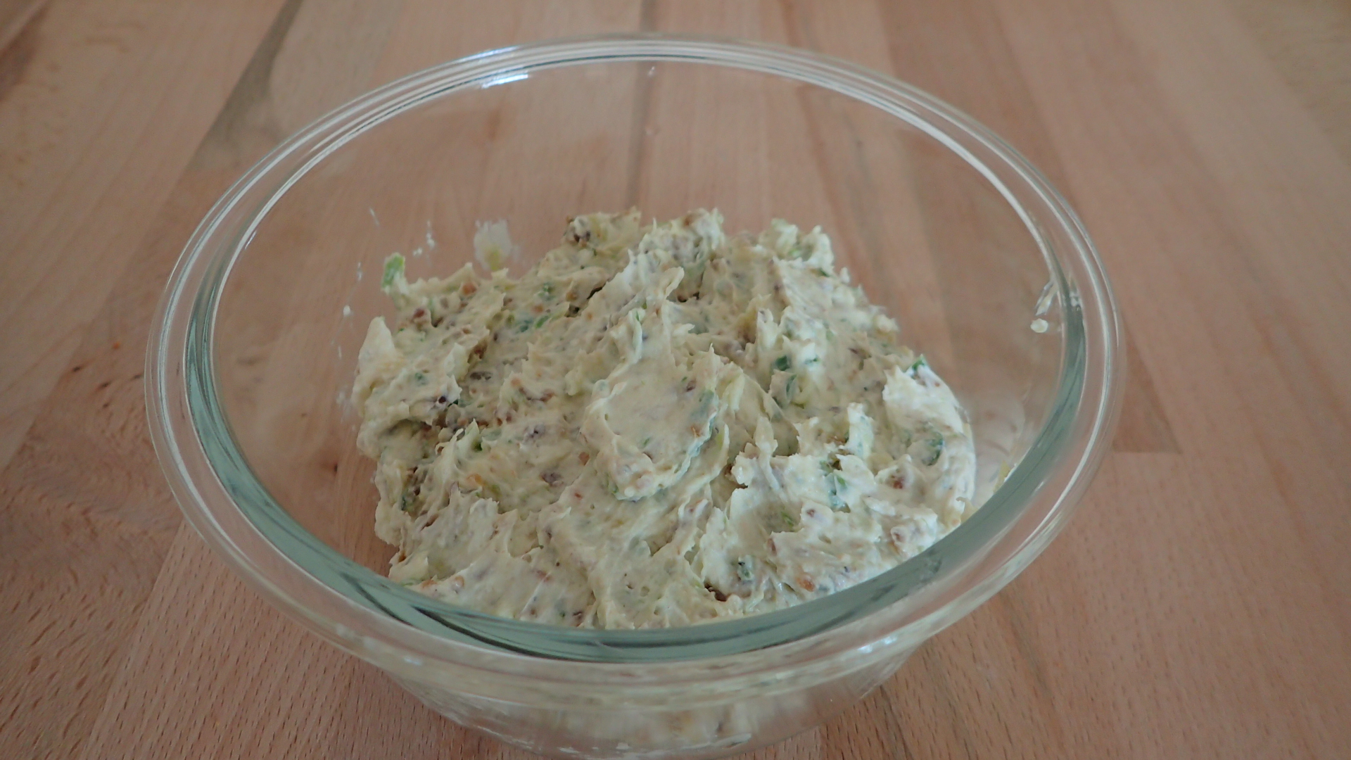 Dattel-Frischkäse-Dip