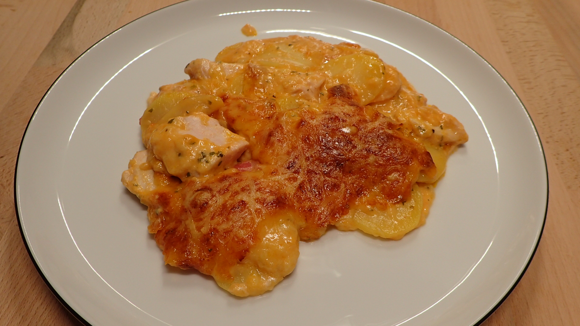 Hähnchen-Kartoffel-Platte